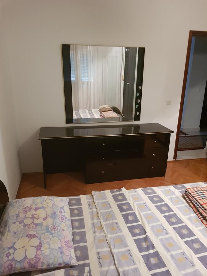 Holiday Home Celuga Bar Luaran gambar